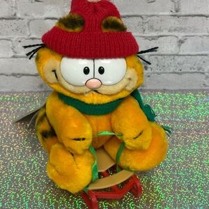 Vintage GARFIELD Takes the Mountain Plush Dakin 9in Sled Sleigh Stuffed Animal